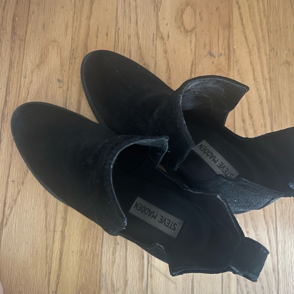 Steve Madden Sharini suede leather booties sz 5 - Picture 2 of 3